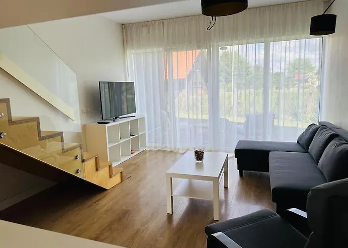 Cozy Apartment With Terrace!